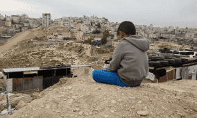 تقرير:التجمعات البدوية في مواجهة التهجير القسري