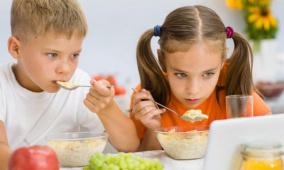 دراسة تربط الوزن الزائد لدى الأطفال بالهاتف والتلفزيون