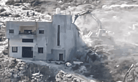 الاحتلال يهدم منشأة تجارية قيد الإنشاء في جناتا شرق بيت لحم