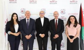 مؤسسة ياسر عرفات تزور جامعتي فلسطين الأهلية ودار الكلمة في بيت لحم في إطار التعاون المشترك