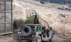 الاحتلال يعتقل سوريين خلال مداهمة قرية عابدين غرب درعا