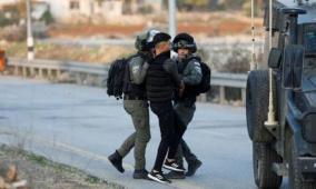 الاحتلال يحتجز عريسا ووالده قرب رنتيس غرب رام الله