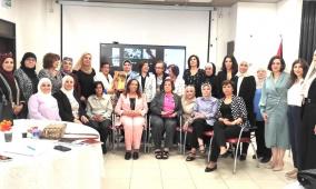 طاقم شؤون المرأة يعقد اجتماعه الدوري للهيئة العامة ويكرّم رئيسة مجلس الإدارة السابقة سلوى هديب