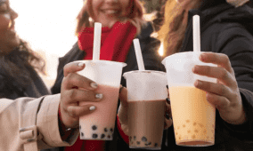"Bubble tea".. شراب يعشقه المراهقون يخفي مخاطر قياسية
