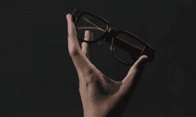 شركة "لينوفو" تطلق نظارة ذكية جديدة