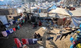 خاص| منخفض جوي يهدد خيام النازحين في غزة.. واقع إنساني كارثي ومعاناة تتفاقم