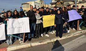 عين ماهل: وقفة احتجاجية عقب إصابة حارس المدرسة بإطلاق نار
