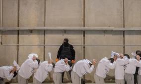 تقرير إسرائيلي يكشف تدهورا حادا في أوضاع الأسرى الفلسطينيين منذ 7 أكتوبر