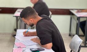 الرئيس يعفي طلبة الثانوية العامة من غزة من رسوم تصديق الشهادات