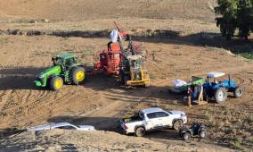 مستوطنون يواصلون حراثة أراضٍ زراعية في الأغوار الشمالية