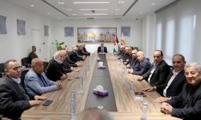 الشيخ يستقبل وفدا من المتقاعدين العسكريين ويثمّن تضحياتهم في بناء مؤسسات الدولة