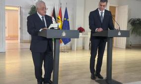 الرئيس عباس يجتمع مع رئيس الوزراء الإسباني