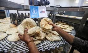 بالفيديو | شحادة يكشف لراية حقيقة تقليص دعم إنتاج الخبز في غزة