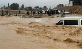 شهيدة إثر سقوط جدار منزل بسبب الأمطار وشدة الرياح في غزة