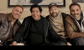 أول ظهور بعد أزمته الصحية.. محمد منير يطل بـ"ضحكة من القلب"