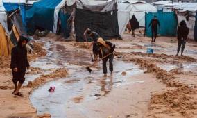 غزة: قصف بمناطق متفرقة وتفاقُم معاناة النازحين بفعل المنخفض