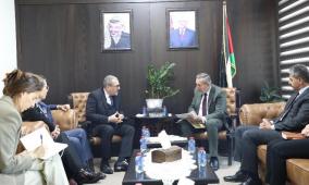 وزير العدل يبحث مع مسؤول أممي الأوضاع السياسية والإنسانية في فلسطين