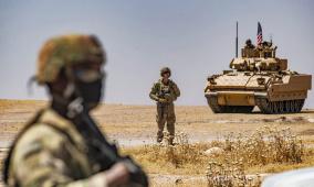 تقرير: الولايات المتحدة تبحث سحب كامل قواتها من سوريا