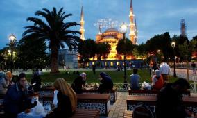 موعد شهر رمضان 2026 في تركيا