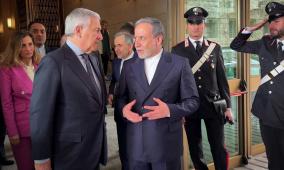 انطلاق مفاوضات إيران والولايات المتحدة في سلطنة عمان