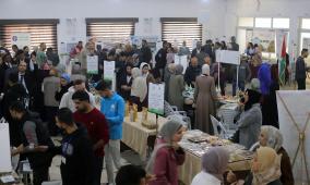 جمعية رجال الأعمال الفلسطينيين تشارك في معرض “إنتاجنا حياة” دعمًا للصناعات الغذائية المحلية