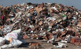 خاص | مكب نفايات بارتفاع 16 مترا.. تفاصيل صادمة من قلنديا