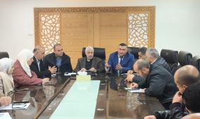 النقل والمواصلات تشارك في اجتماع لجنة السير بطولكرم لتعزيز تنظيم المدينة ومعالجة الأزمات المرورية