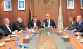 مؤسسات نابلس تحذّر من  أزمة مالية خانقة تهدد مستشفى النجاح الوطني الجامعي