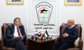 أبو هولي يبحث مع السفير الهولندي سبل دعم الأونروا وحماية ولايتها من مخاطر استهدافها