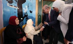 مصطفى يشيد بسير العملية الانتخابية وجهود الطواقم التي تشرف عليها