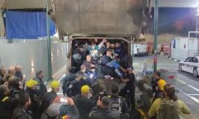 (حقوق العاملين) يطالب بمساءلة الجهات المسؤولة عن الانتهاكات التي يتعرض لها العمال أثناء تنقلهم أو خلال عملهم وتعزيز الرقابة على أماكن العمل