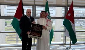الهباش يبحث مع السفير السعودي تطورات الأوضاع في الأراضي الفلسطينية