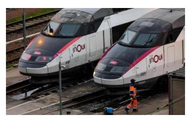 "هجوم تخريبي ضخم" يعطل نظام القطارات السريعة في فرنسا