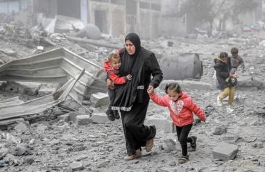 فرنسا تصدر مذكرتَي توقيف ضدّ إسرائيليتين إثر "التواطؤ في الإبادة الجماعية" بغزة