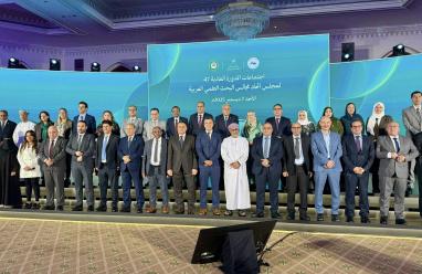 أبو زهري يطالب بإدراج التعليم الفلسطيني ضمن منظومة الحماية الدولية