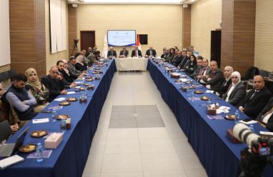 سلطة النقد وغرفة تجارة وصناعة غزة تعقدان ورشة عمل حول واقع الخدمات المصرفية في قطاع غزة