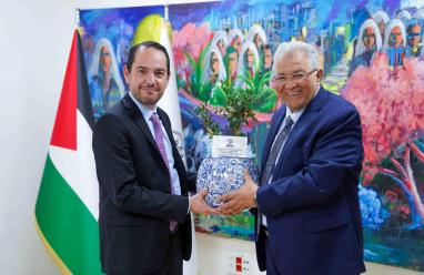 جامعة القدس تستقبل القنصل الفرنسي في القدس تعزيزًا للعلاقات الأكاديمية والبحثية