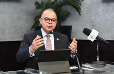 من هو وزير الصناعة والتجارة الجديد خالد ماهر ؟ السيرة الذاتية