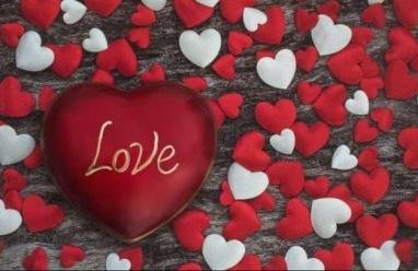 كلمات حب عيد الحب للمخطوبين والعشاق الجدد 2026 رسائل رومانسية جاهزة للفلنتاين