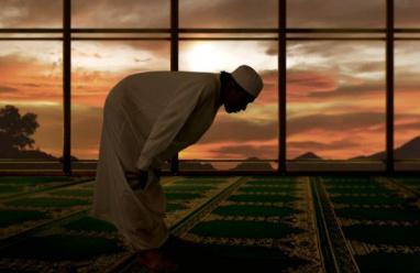 صلاة التسابيح: دليل العبادة الأعظم في العشر الأواخر وكيفية أدائها بالتفصيل