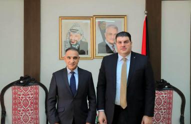 وزارة النقل وسلطة الطاقة تبحثان توسيع استخدام الطاقة الشمسية وربط مديريات الوزارة ضمن منظومة متكاملة