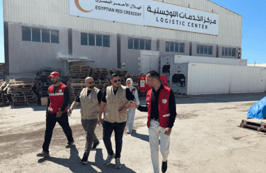 وفد جمعية روابي يزور العريش برفقة الهلال الأحمر المصري لبحث آليات توسيع الاستجابة الإنسانية في غزة