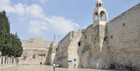 من القيامة حتى المهد وإلى البشارة.. كنائس فلسطين في وجه التهويد