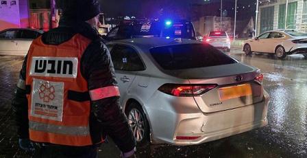 رهط: إصابة رجل بجروح خطيرة في حادث دهس