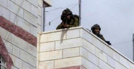 الاحتلال يحول منزلا إلى ثكنة عسكرية في كفر قدوم شرق قلقيلية