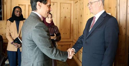 مصطفى يبحث مع وزير الخارجية السعودي آخر المستجدات وتنسيق المواقف المشتركة