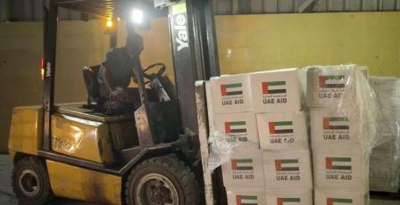 بدعم من وكالة الإمارات للمساعدات الدولية .. الإمارات توفر 5 آلاف جالون مياه لدعم آلاف الأسر في غزة