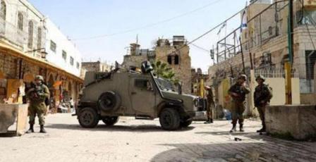 قوات الاحتلال تغلق وسط مدينة الخليل لتأمين اقتحام المستوطنين