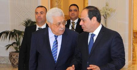 الرئيس عباس يؤكد للسيسي أهمية عدم الازدواجية وإنشاء نظم وقوانين جديدة في غزة