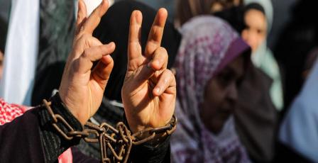 نادي الأسير: ارتفاع عدد الأسيرات إلى 90 أسيرة داخل سجون الاحتلال الإسرائيلي